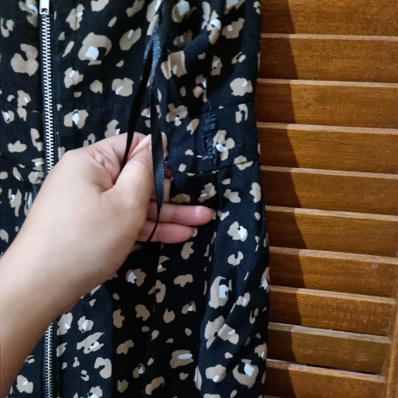 Jumpsuit - Picture 8 of 8